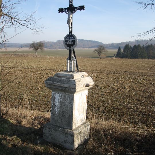 Torzo kříže u Slavic