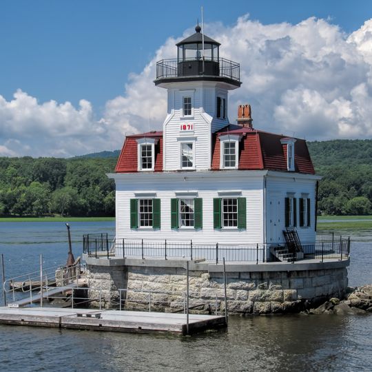 Esopus Meadows Light