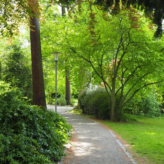 Klostergarten Neuwerk mit Baumbestand