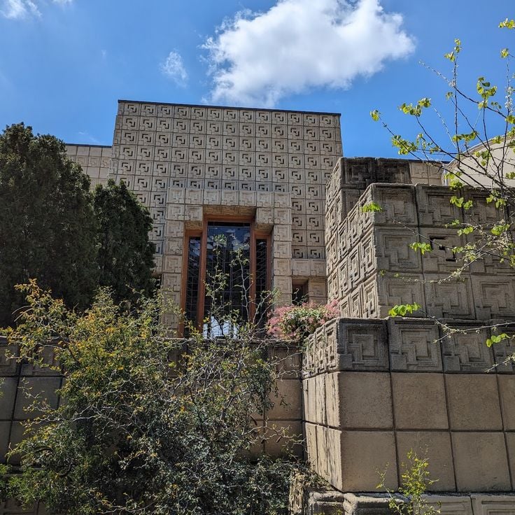 Ennis House