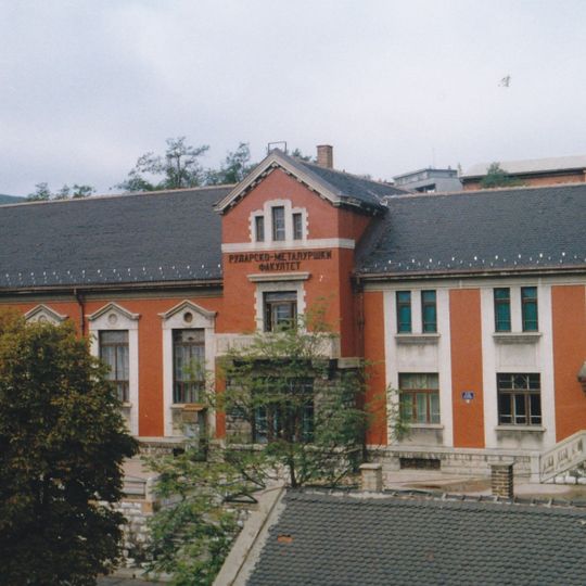 Bâtiment de la Faculté technique de Bor