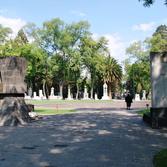 Rotonda de las Personas Ilustres
