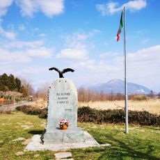 Monumento ai caduti di Alserio