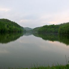 Каменичко језеро