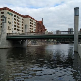 Rathaus Bridge