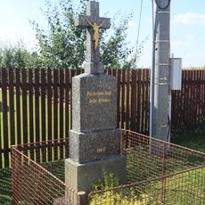 Kříž u domu 17 v Kojatíně