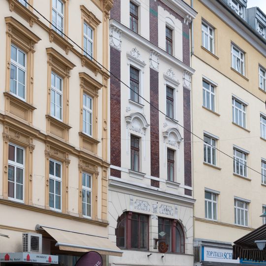 Wohn- und Geschäftshaus