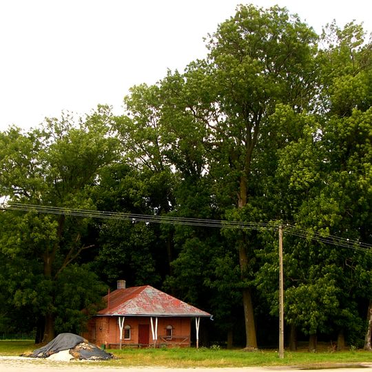 Zespół parku dworskiego