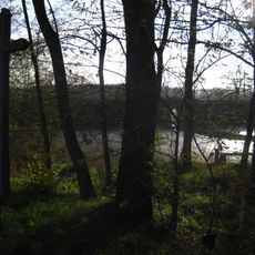 Kříž východně od Sudoměře u rybníka