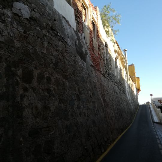 Contraescarpa del Foso de la Almina