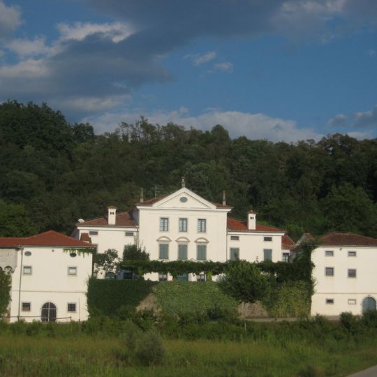 Vogrsko Manor