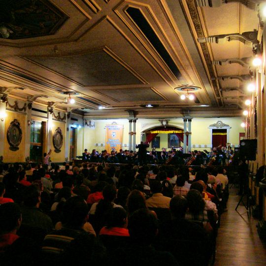 Salón Alberto Castilla