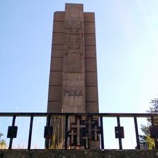 Monumento a la memoria del General Mola