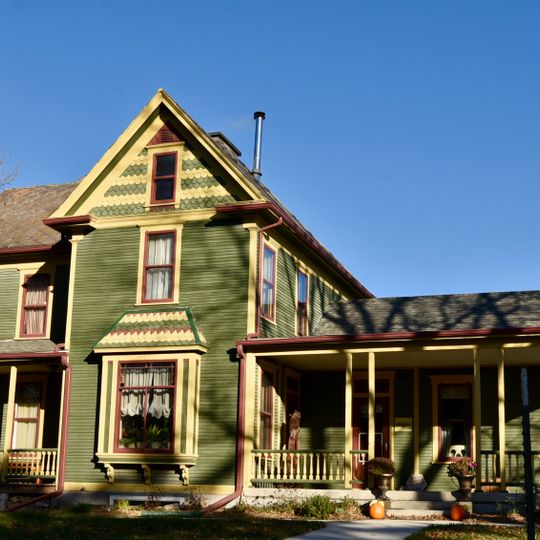 Owen A. and Emma J. Garretson House