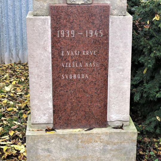 Pomník obětem okupace 1938-45 ve Zloníně