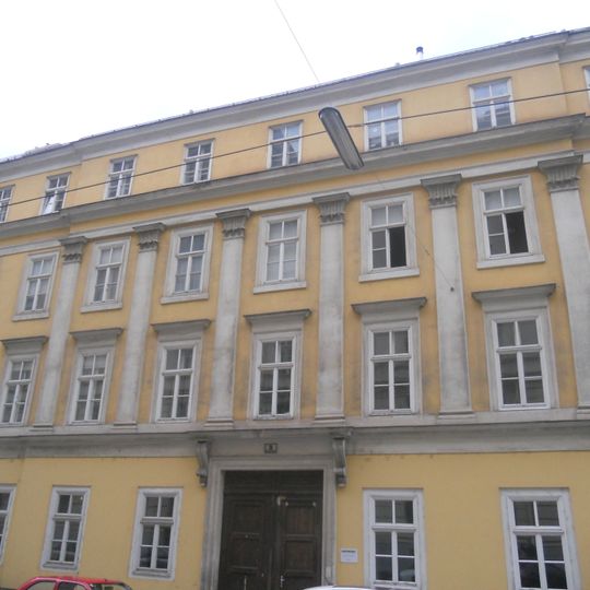 Miethaus, Zu den drei Tauben