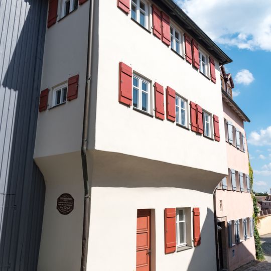 Nördliche Mauerstraße 10