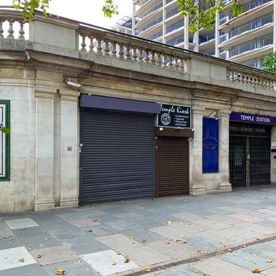 Temple tube station