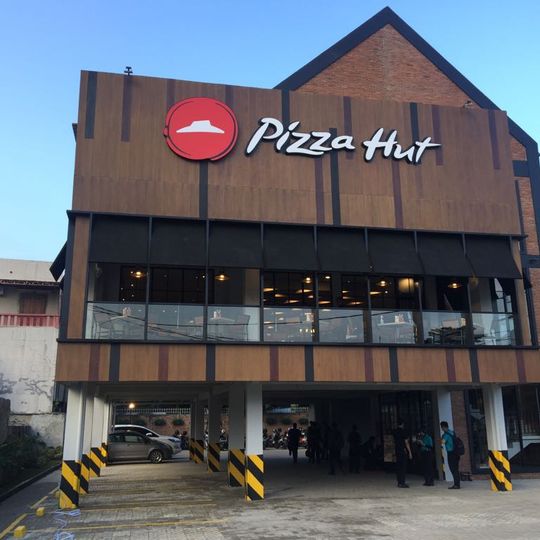 Pizza Hut Restaurant