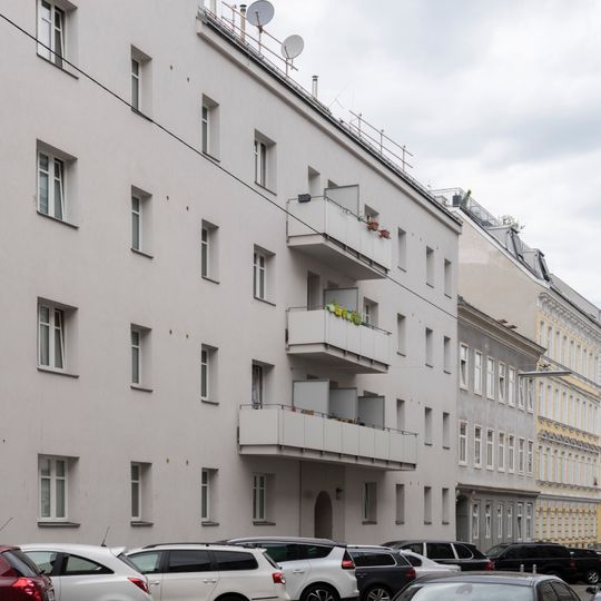 Wohnhausanlage Heindlgasse 7–9