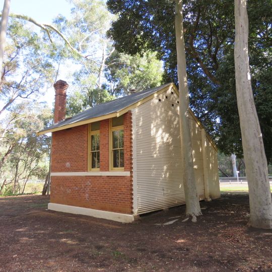 Serpentine Bridge School