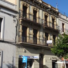 House in plaça Castells, 6