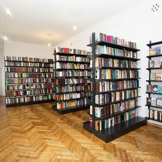 Бібліотека імені Євгена Кравченка для юнацтва