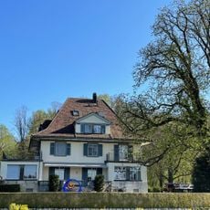 Wilihof Castle with park, agricultural and ancillary buildings