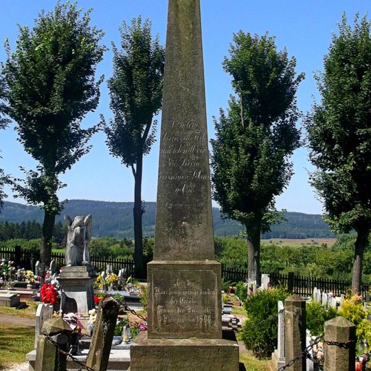 Cemetery in Chełmsko Śląskie
