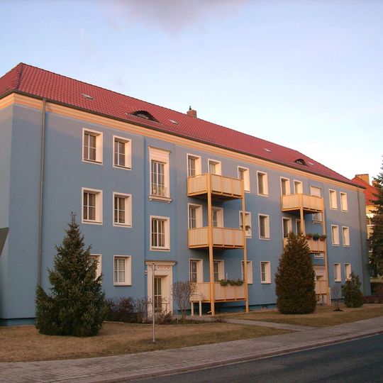 Mehrfamilienhaus der Wohnanlage Bahnhofsvorstadt August-Bebel-Straße 14a, 14b