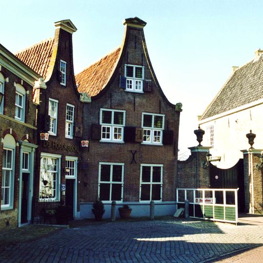 Huis te Heenvliet: koetshuis
