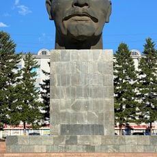 Памятник Ленину