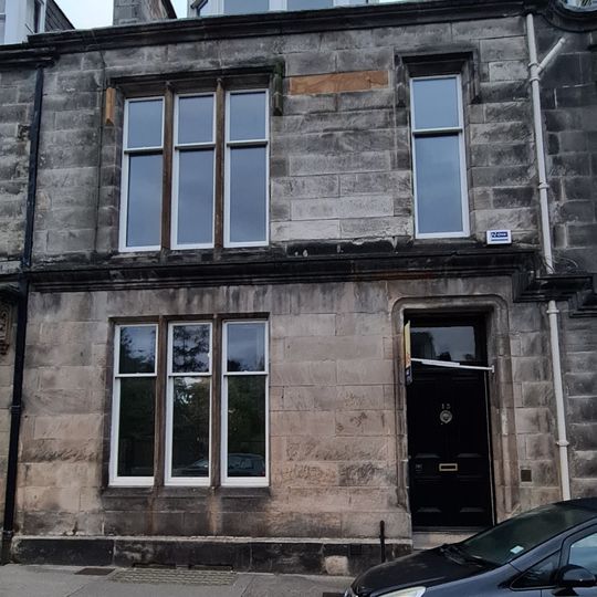 15 Queen's Gardens, St Andrews