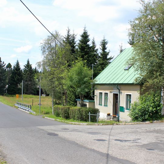 Most silnice III/2196 přes Černou pod vodárenskou nádrží Myslivny