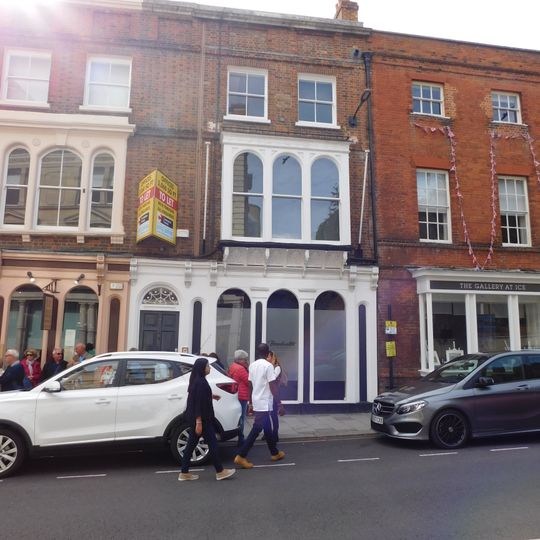 6 And 7, High Street