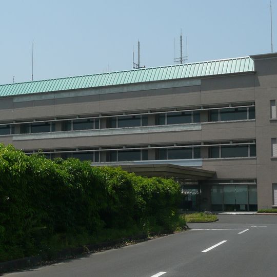 Higashikushira