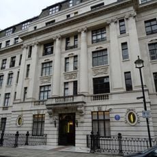 4 Queen Anne Street and 2 Mansfield Street