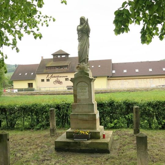 Socha Panny Marie v Borku pod Troskami