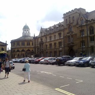 Exeter College