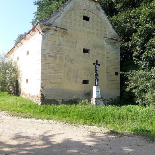 Kříž západně od Hořepníku