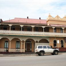 Ulster Hotel