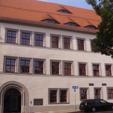 Wohnhaus (Freimaurerloge zu den 3. Bergen; Naturkundemuseum) Waisenhausstraße 10