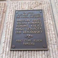Commemorative plaque