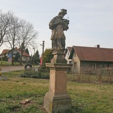Sloup se sochou svatého Jana Nepomuckého