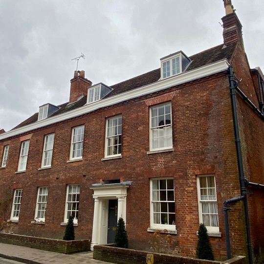 62, Kingsgate Street