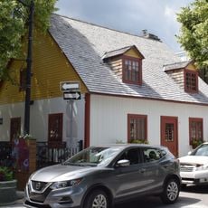 Maison Noël-Roussil