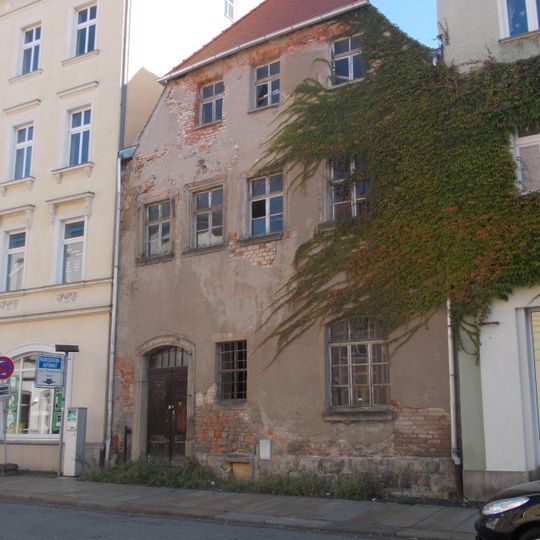 Wohnhaus Böhmische Straße 19