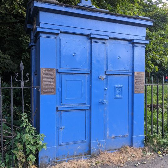 Charterhall Road, Police Box