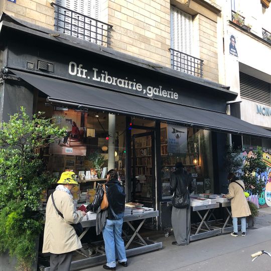 0fr. Bookshop, galerie