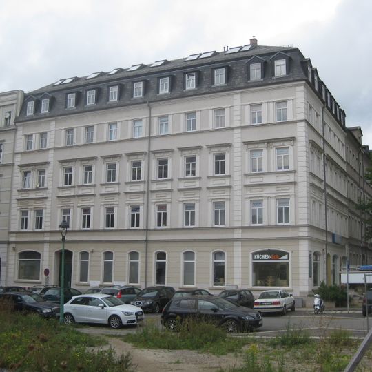 Mietshaus in Ecklage Heinrich-Zille-Straße 2